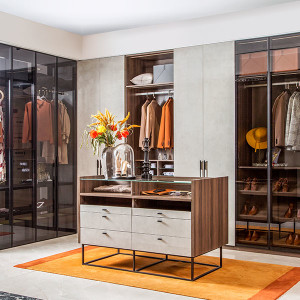 Modern-Fashion-Wood-Grain-With-Glass-Walk-In-Closet-PLYJ19010-083